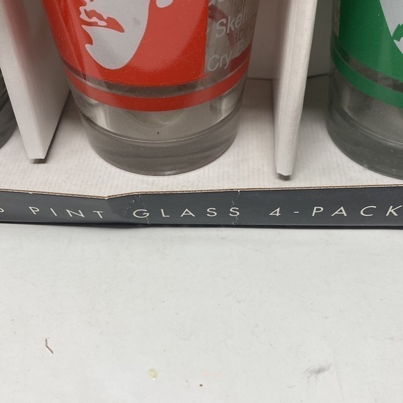 BEATLES Colorful Portrait Pint Beer Drinking Glasses new in box - Picture 5 of 6